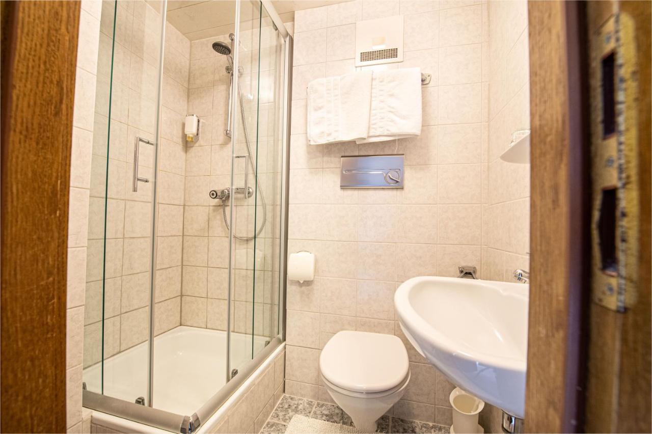 Hotel Raunig Bad Kleinkirchheim Dış mekan fotoğraf